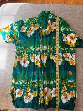 Tropical Green Hawaiian Button-Up Shirt with White & Yellow Hibiscus